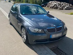 Grau Gebraucht 2007 BMW 325 Limousine | 5.000 € (Teuer)
