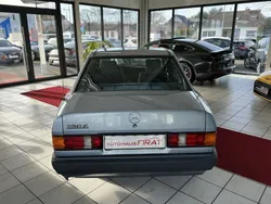 Mercedes 190