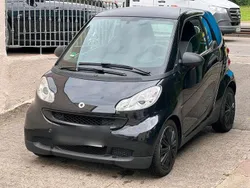 Schwarz Gebraucht 2011 Smart ForTwo Coupé Kleinwagen | 2.950 € (Guter Preis)