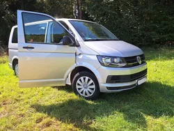Grau Gebraucht 2015 VW T6 Trendline Van | 23.999 € (Fairer Preis)