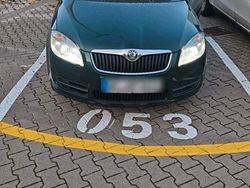 Grün Gebraucht 2009 Skoda Roomster Kombi | 1.699 € (Guter Preis)
