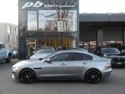 Eiger grey Gebraucht 2023 Jaguar XE R-Dynamic Limousine | 36.750 € (Teuer)