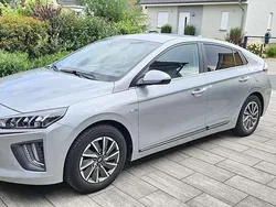 Gebraucht 2019 Hyundai Ioniq Premium Limousine | 15.000 € (Fairer Preis)