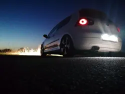 Weiß Gebraucht 2007 VW Golf V Edition Limousine | 8.500 € (Teuer)