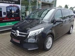 Obsidianschwarz Gebraucht 2019 Mercedes V220 Edition Van / Kleinbus | 39.700 € (Teuer)