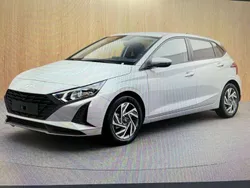 Lumen grey / mic Neu 2024 Hyundai i20 Pure Kleinwagen | 19.028 € (Fairer Preis)