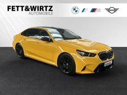 Speedgelb Gebraucht 2024 BMW M5 Performance Limousine | 129.800 €