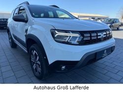 Weiß Gebraucht 2023 Dacia Duster Journey SUV | 19.290 € (Guter Preis)