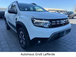 Weiß Gebraucht 2023 Dacia Duster Journey SUV | 20.590 € (Fairer Preis)