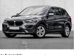Mineralgrau metallic Gebraucht 2022 BMW X1 Advantage SUV | 23.999 € (Guter Preis)