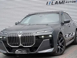 Grau Gebraucht 2024 BMW 740 M Sport Limousine | 89.999 € (Superpreis)