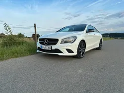 Weiß Gebraucht 2016 Mercedes CLA180 Shooting Brake Night Kombi | 15.399 € (Fairer Preis)