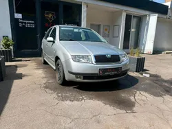 Silber Gebraucht 2002 Skoda Fabia Kleinwagen | 2.290 € (Etwas zu teuer)
