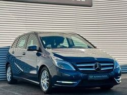 Blau Gebraucht 2012 Mercedes B180 Van / Kleinbus | 10.990 € (Fairer Preis)