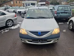 Silber Gebraucht 2006 Dacia Logan Lauréate Limousine | 1.999 € (Fairer Preis)