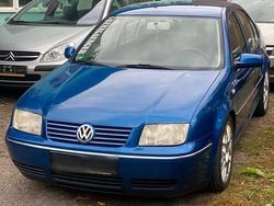 Blau Gebraucht 2002 VW Bora Highline Limousine | 1.299 € (Guter Preis)