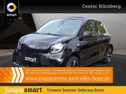 Schwarz Gebraucht 2021 Smart ForFour Electric Drive Passion Limousine | 10.490 € (Fairer Preis)
