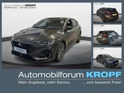 Grau Neu 2025 Ford Focus Titanium Limousine | 25.507 € (Guter Preis)
