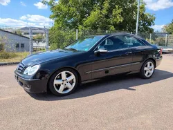 Schwarz Gebraucht 2008 Mercedes CLK320 Coupé | 4.999 €