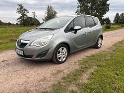 Grau Gebraucht 2011 Opel Meriva Van / Kleinbus | 3.900 € (Fairer Preis)