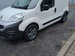 Schwarz Gebraucht 2019 Fiat Fiorino Van | 6.849 € (Guter Preis)