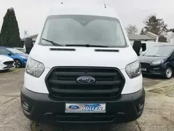 Weiß (frostweiß) Gebraucht 2022 Ford Transit Trend Van / Kleinbus | 27.900 € (Superpreis)