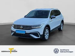 Weiß Gebraucht 2024 VW Tiguan Allspace Life SUV | 33.250 € (Guter Preis)
