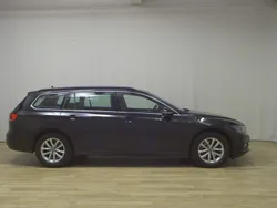 Schwarz Gebraucht 2021 VW Passat Business Kombi | 18.580 € (Guter Preis)