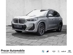 Spacesilber metallic Neu 2025 BMW iX1 M Sport SUV | 49.990 € (Fairer Preis)