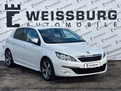 Weiß Gebraucht 2017 Peugeot 308 Style Limousine | 9.480 € (Fairer Preis)