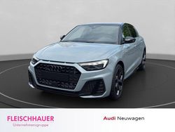 Pfeilgrau perleffekt Neu 2025 Audi A1 Sportback S-Line Kleinwagen | 39.990 € (Etwas zu teuer)