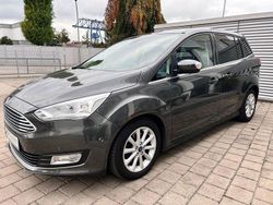 Grau Gebraucht 2016 Ford Grand C-Max Titanium Van / Kleinbus | 11.600 € (Fairer Preis)