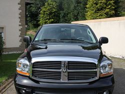 Schwarz metallic Gebraucht 2006 Dodge Ram Abholung | 21.000 €