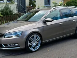 Braun Gebraucht 2011 VW Passat R-line Kombi | 8.800 € (Teuer)
