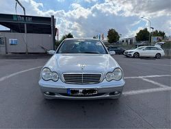 Silber Gebraucht 2004 Mercedes C200 Limousine | 2.999 € (Fairer Preis)