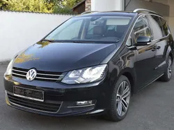 Deep black Gebraucht 2022 VW Sharan Highline Van / Kleinbus | 24.990 € (Fairer Preis)