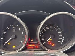 Rot Gebraucht 2013 Nissan Qashqai 360º SUV | 8.500 € (Fairer Preis)