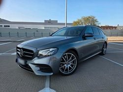 Silber Gebraucht 2020 Mercedes E220 AMG Kombi | 26.800 € (Fairer Preis)