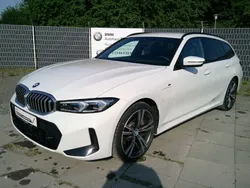 Weiß Gebraucht 2024 BMW 330e M Sport Kombi | 41.900 € (Guter Preis)