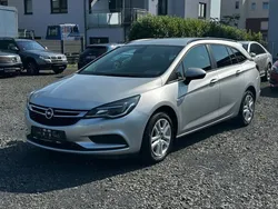 Silber Gebraucht 2018 Opel Astra Edition Kombi | 7.900 € (Fairer Preis)