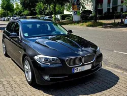 Schwarz Gebraucht 2013 BMW 520 Sport Line Kombi | 14.500 € (Fairer Preis)