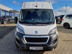 Weiß Gebraucht 2024 Peugeot Boxer Van | 23.590 € (Fairer Preis)
