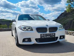 Weiß Gebraucht 2016 BMW 520 M Sport Kombi | 18.490 € (Teuer)