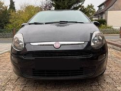 Schwarz Gebraucht 2011 Fiat Punto Kleinwagen | 3.000 € (Superpreis)