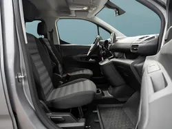 Grau Gebraucht 2024 Opel Combo Van / Kleinbus | 25.649 € (Teuer)