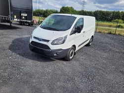 Weiß Gebraucht 2016 Ford Transit Custom Van / Kleinbus | 6.500 €