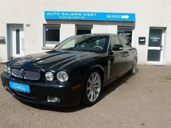 Blau Gebraucht 2007 Jaguar XJ6 Executive Limousine | 7.990 €