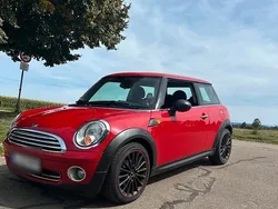Rot Gebraucht 2009 Mini ONE Kleinwagen | 2.650 €