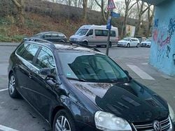 Schwarz Gebraucht 2009 VW Golf V Kombi | 2.500 € (Guter Preis)