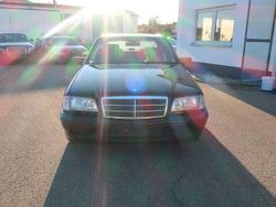 Schwarz Gebraucht 1999 Mercedes C240 Limousine | 2.750 € (Superpreis)